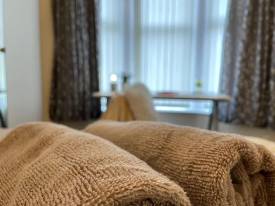 5 Bedroom, Sleeps 9 - Base To Explore Liverpool And Beyond Exteriör bild