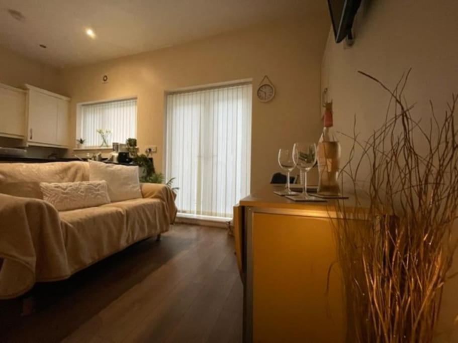 5 Bedroom, Sleeps 9 - Base To Explore Liverpool And Beyond Exteriör bild