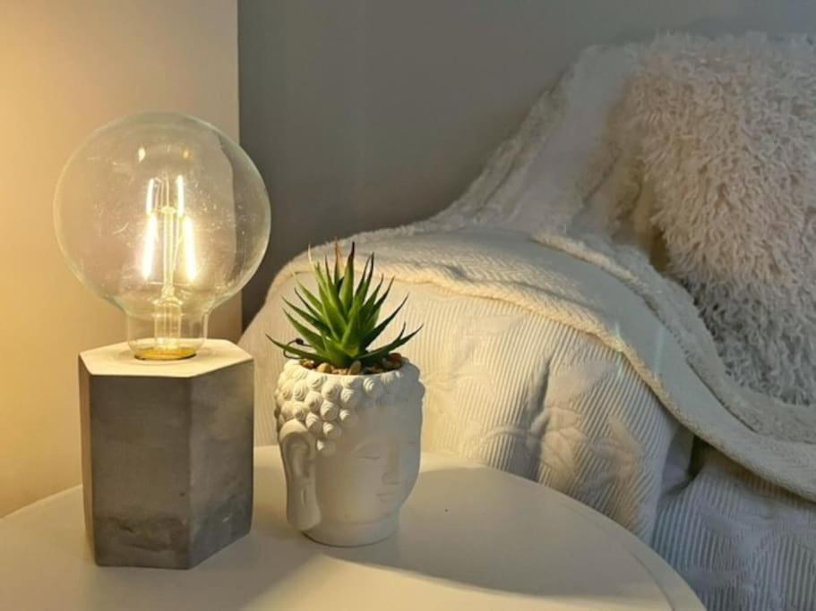 5 Bedroom, Sleeps 9 - Base To Explore Liverpool And Beyond Exteriör bild