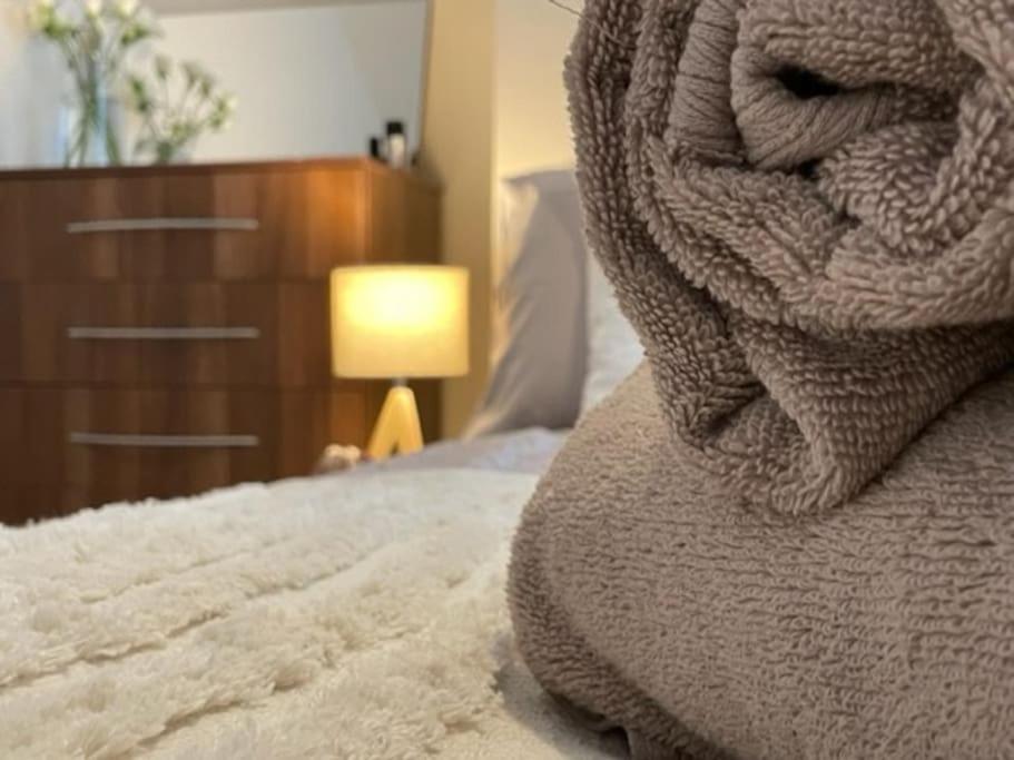 5 Bedroom, Sleeps 9 - Base To Explore Liverpool And Beyond Exteriör bild