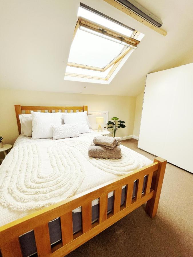 5 Bedroom, Sleeps 9 - Base To Explore Liverpool And Beyond Exteriör bild