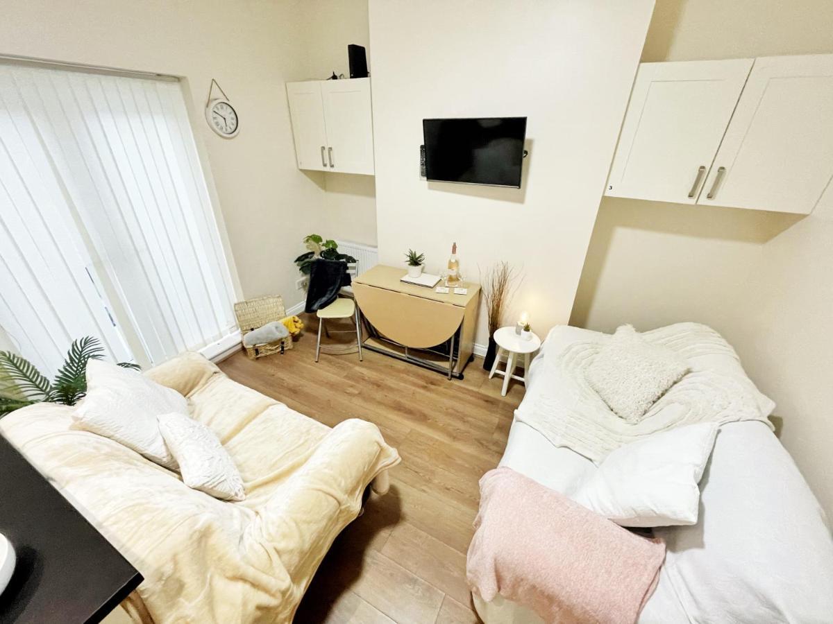 5 Bedroom, Sleeps 9 - Base To Explore Liverpool And Beyond Exteriör bild