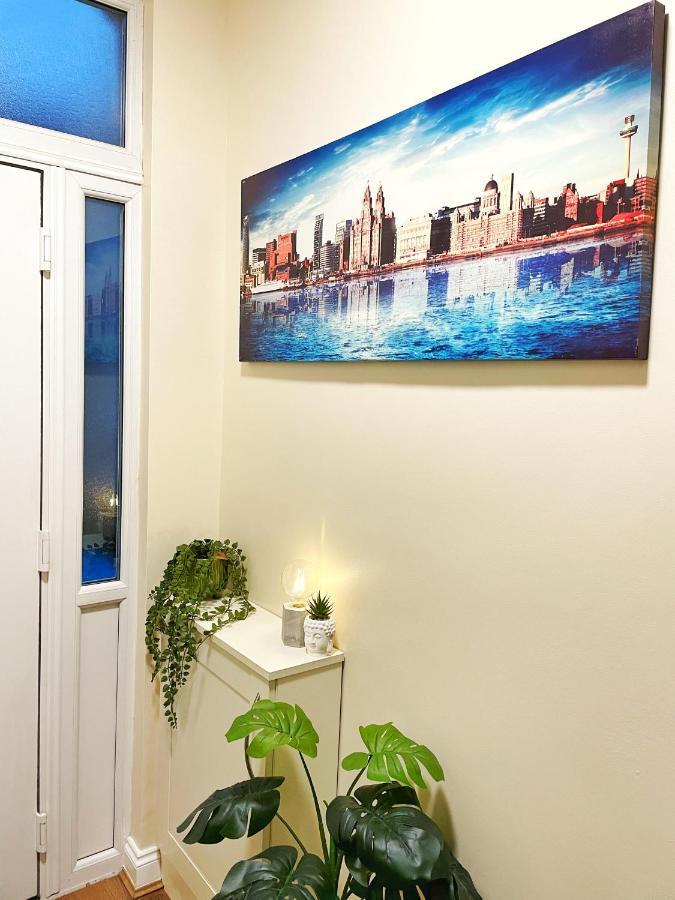 5 Bedroom, Sleeps 9 - Base To Explore Liverpool And Beyond Exteriör bild